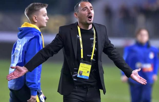 Claudiu Tudor a răbufnit la adresa lui Istvan Kovacs: „Știam de când am văzut cine ne arbitrează că o să fim furați! Îl umple de sânge și nu dă nimic! Incredibil”
