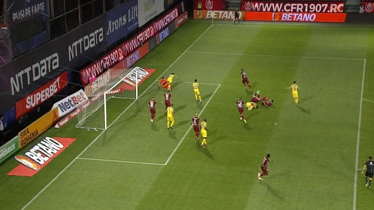 Cristi Balaj a venit cu explicații, după ce Istvan Kovacs a iertat-o pe CFR Cluj de două penalty-uri: „Ce, portarul este suliță?” + „Ajeti a fost ținut!”
