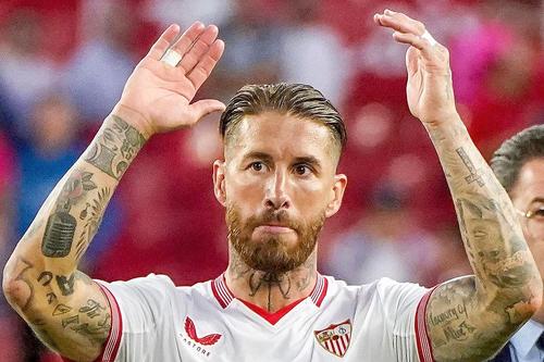 Sergio Ramos, copleșit de emoție la revenirea la FC Sevilla. Foto: Instagram