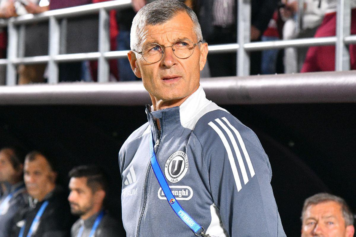 „Se pare că metoda asta funcționează” » Sabău dezvăluie secretul, după demonstrația de fotbal a lui U Cluj în Giulești