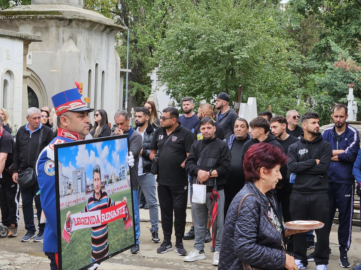 Gigi Mulțescu a fost înmormântat cu onoruri militare în Cimitirul „Reînvierea” » Peste 200 de oameni au venit să-și ia rămas-bun de la legenda lui Dinamo