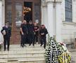 Gigi Mulțescu a fost înmormântat cu onoruri militare în Cimitirul „Reînvierea” » Peste 200 de oameni au venit să-și ia rămas-bun de la legenda lui Dinamo