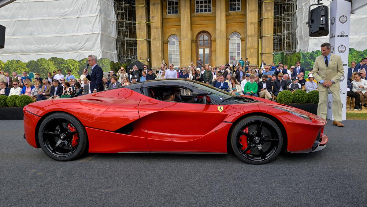 Colecția de mașini a lui Lewis Hamilton