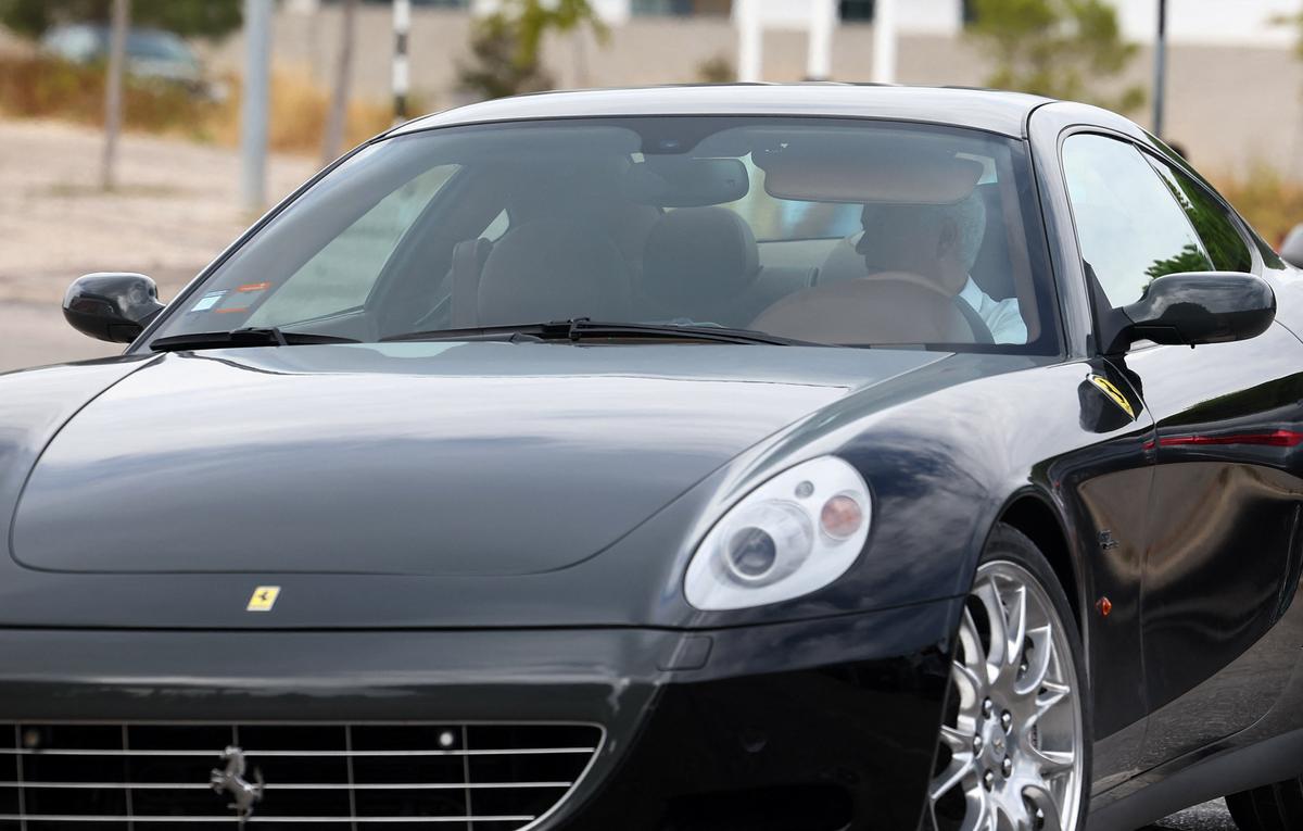 Jose Mourinho a ajuns la prezentarea Benficăi într-un Ferrari 612 Scaglietti Sessanta