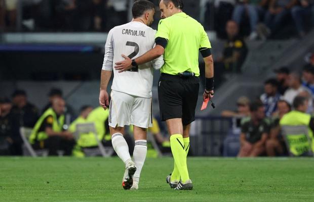 Legendele fotbalului francez „au luat foc”: „Când l-am văzut pe arbitru la braț cu Carvajal....”