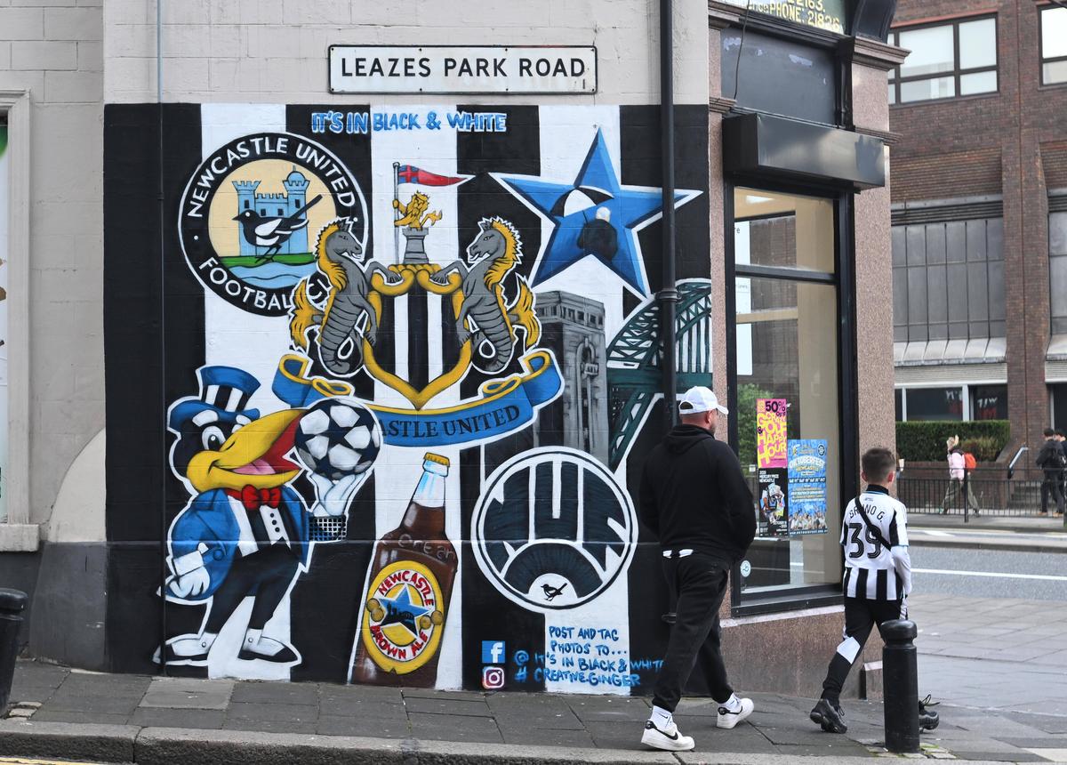 Ură maximă! Imaginea serii înainte de Newcastle - Barcelona, la intrarea pe St James's Park