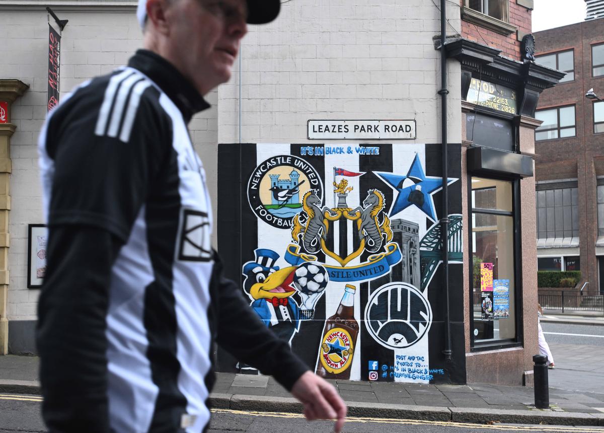 Ură maximă! Imaginea serii înainte de Newcastle - Barcelona, la intrarea pe St James's Park