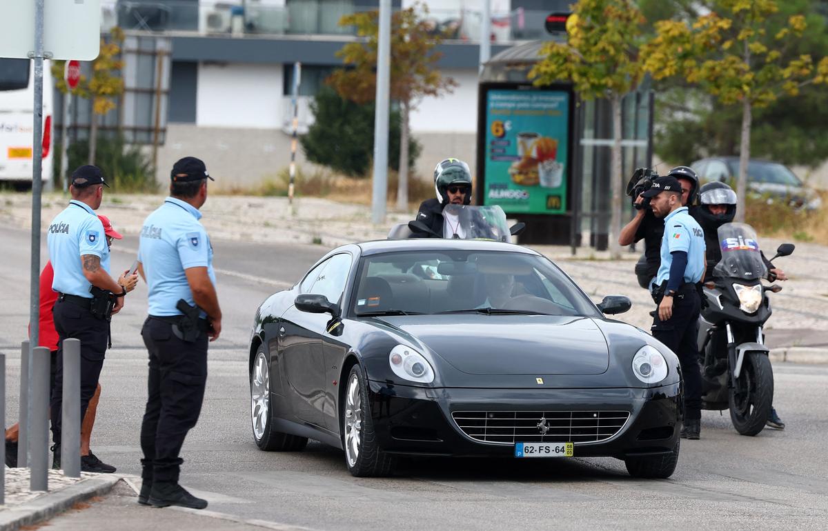Jose Mourinho a ajuns la prezentarea Benficăi într-un Ferrari 612 Scaglietti Sessanta