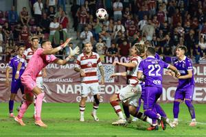 Rapid - FC Argeș: oaspeții reduc din dezavantaj în minutul 68