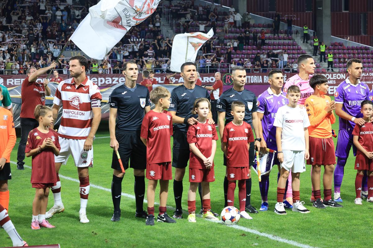 Reacția lui Olimpiu Moruțan după victoria cu FC Argeș și golul lui Andrei Șucu