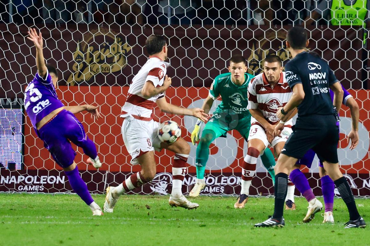 Reacția lui Olimpiu Moruțan după victoria cu FC Argeș și golul lui Andrei Șucu