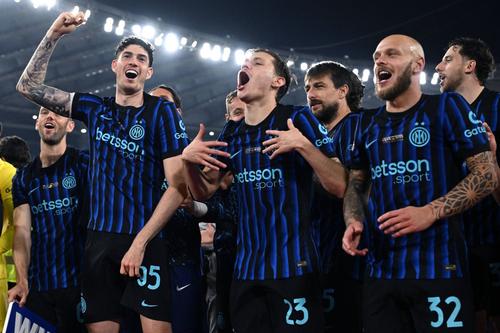 Alessandro Bastoni, Nicolo Barella și Federico Dimarco sunt interiștii cu cele mai multe selecții din lotul lui Roberto Mancini, cu 151 și 16 goluri în total / Foto: Imago