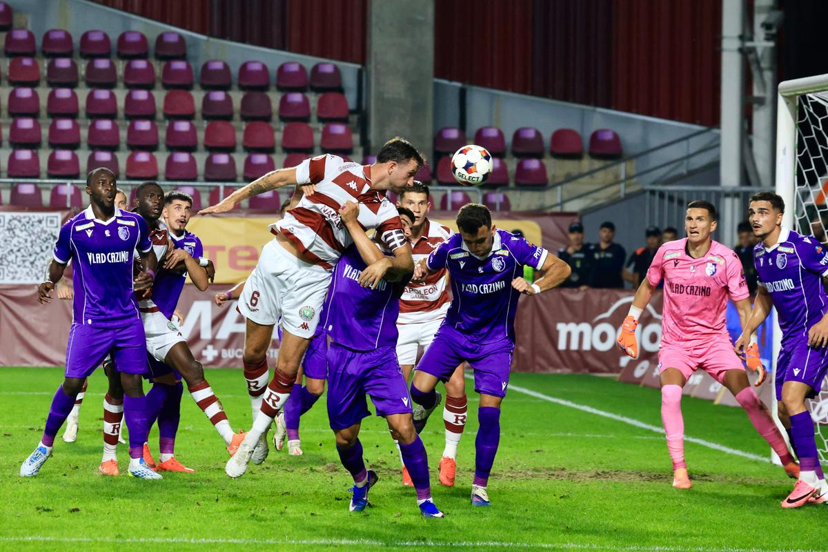 Reacția lui Olimpiu Moruțan după victoria cu FC Argeș și golul lui Andrei Șucu