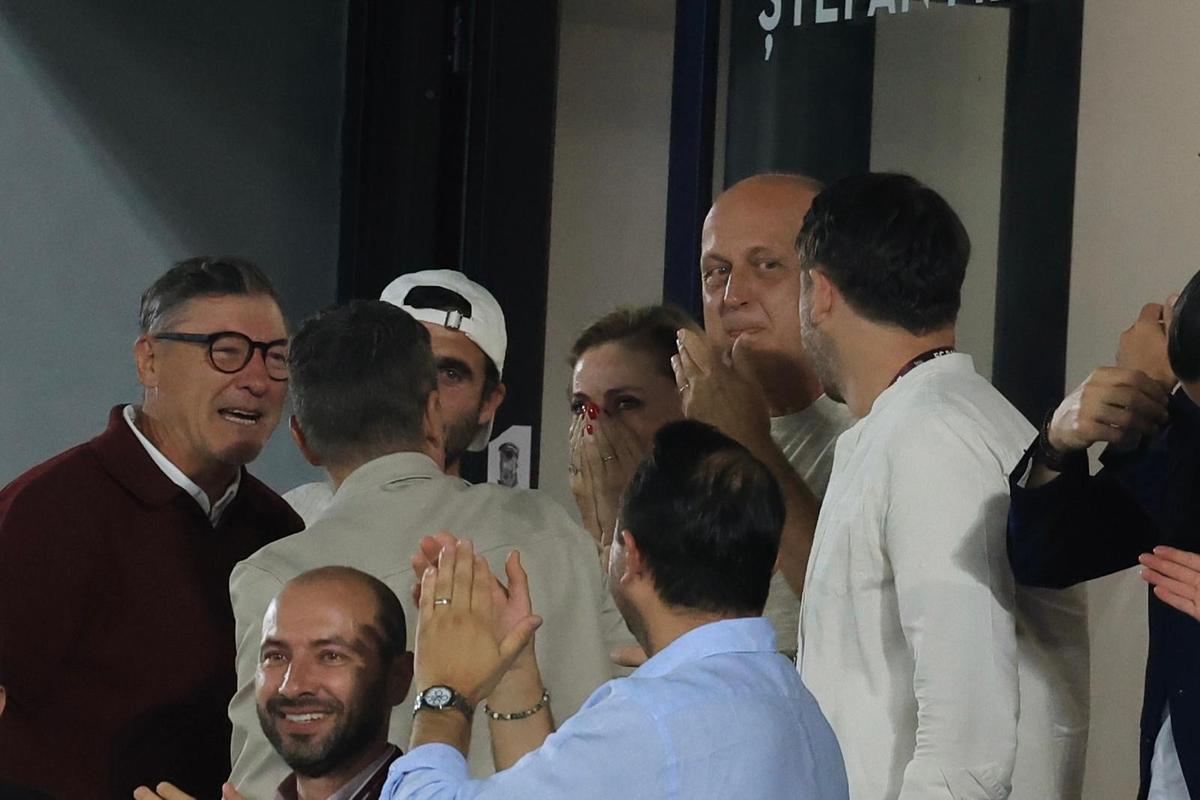 Bucuria din loja lui Șucu după golul fiului în Rapid - FC Argeș