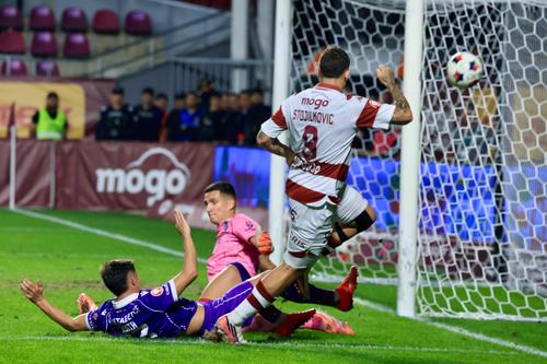 Filip Stojilkovic la Rapid - FC Argeș // Foto: Ionuț Iordache (GSP)