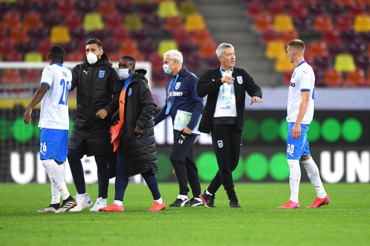 DINAMO. Cornel Dinu, reticent în privința noii vedete a „câinilor”: „Să nu fi fost pe la berăria din peluză” + Sare în apărarea lui Contra: „Indiscutabil trebuie lăsat!”