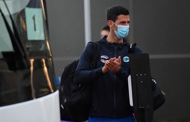 Novak Djokovic refuză să dezvăluie dacă s-a vaccinat împotriva Covid-19: „E o chestie personală! Oamenii te judecă oricum” » Prezența sa la Australian Open, în pericol: „Prea multe restricții”