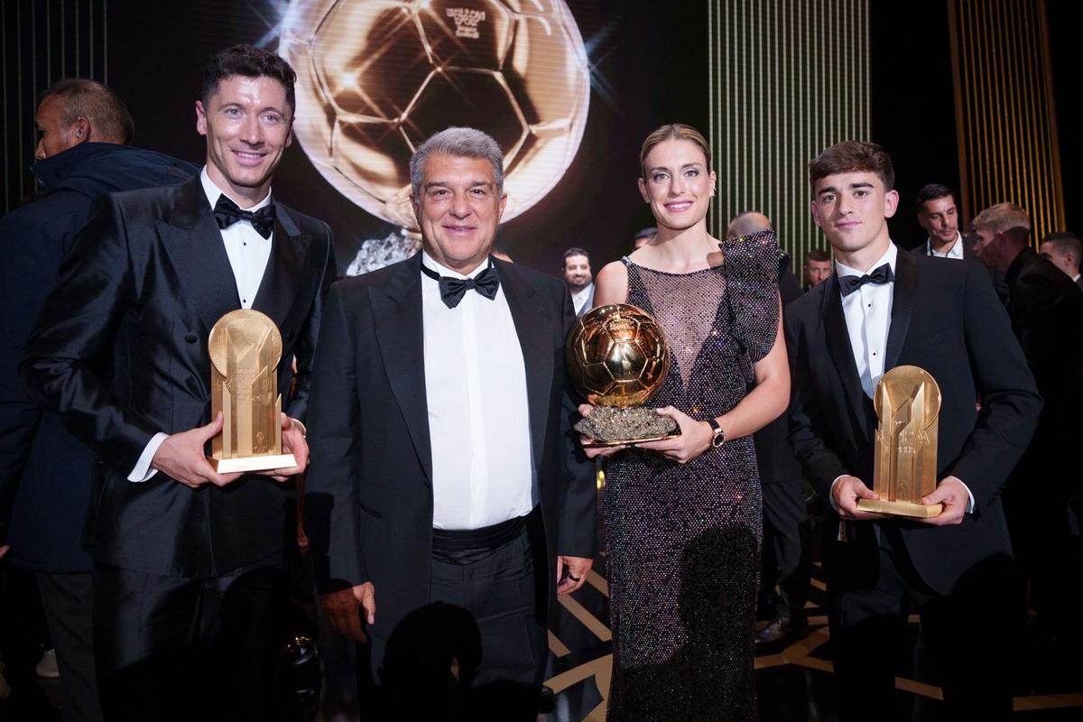 Robert Lewandowski a uimit pe toată lumea la gala Balonului de Aur! Cât costă ceasul purtat de superstarul Barcelonei: „Îl iau și eu la nunta mea”