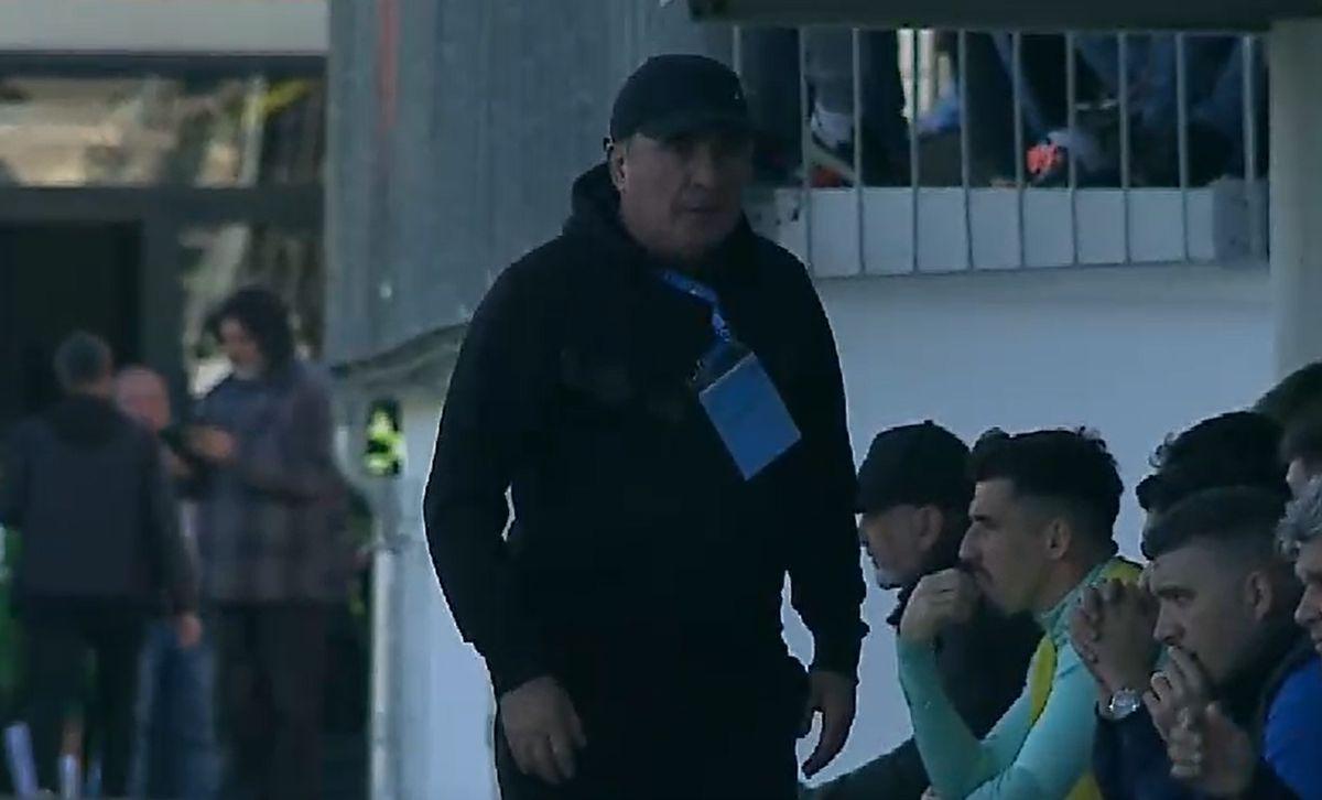 Gică Hagi, ieșire nervoasă în meciul cu Alexandria din Cupă » Toată lumea a înlemnit pe bancă: „Nu aș vrea să fiu acum în vestiar!”