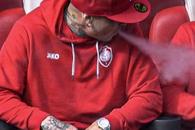 Imagini șocante pe bancă! Fostul star al lui Inter, suspendat de club pe o perioadă nedeterminată: „Regret foarte mult ce am făcut”