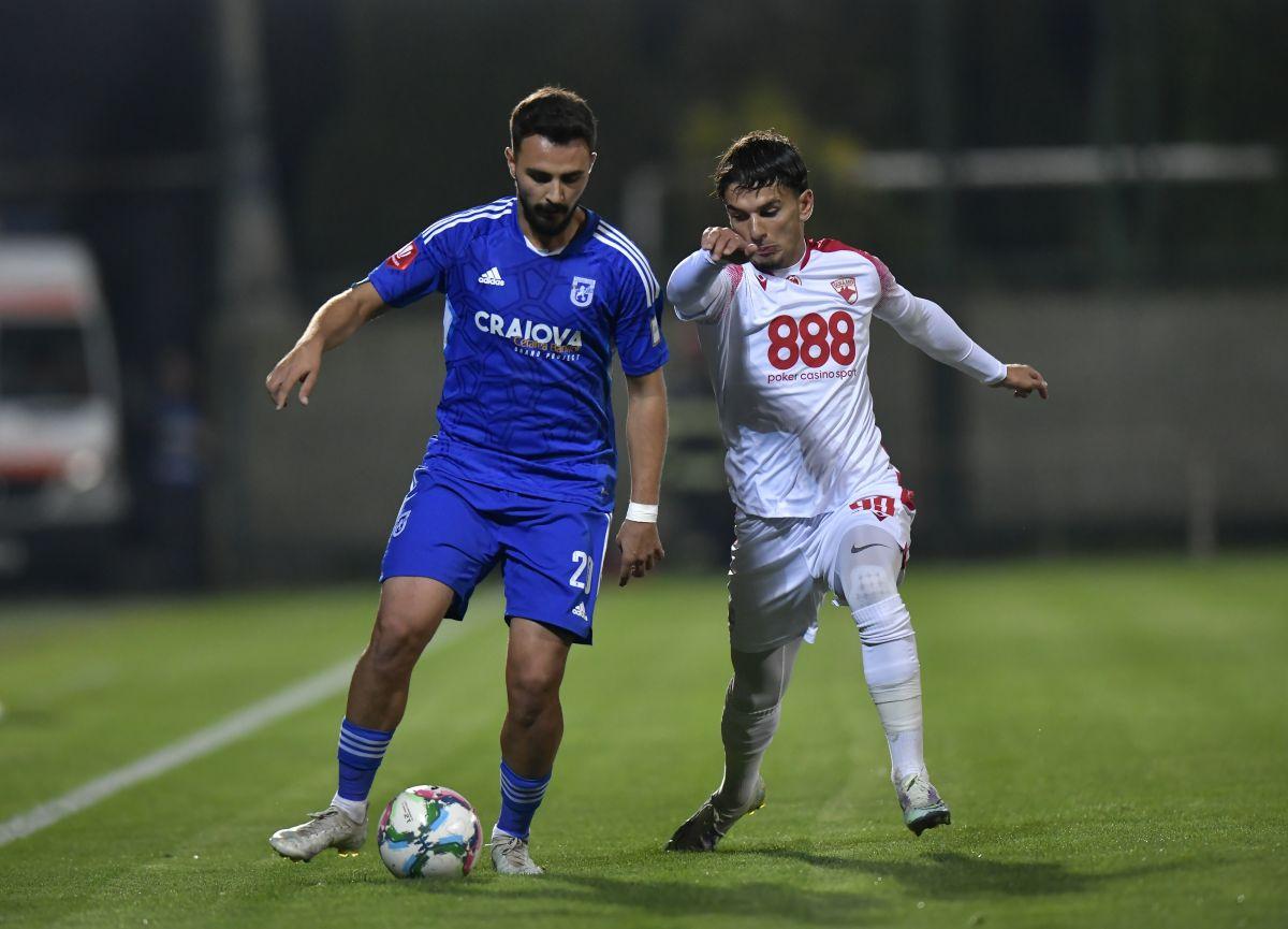 Adrian Mititelu, mesaj la miezul nopții! Se ia de fani după Dinamo - FCU Craiova: „Toți se pricep la fenomen și dau verdicte!”