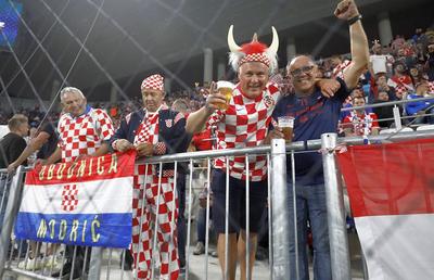 „Doresc răul echipei naționale!” » Ce au pățit opt suporteri croați care au scandat lozinci pro-naziste la meciul cu Turcia din preliminariile Euro 2024