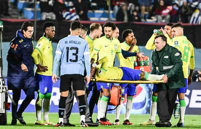 Al Hilal anunță un verdict horror pentru Neymar » Brazilianul va fi operat și poate sta pe tușă un an!