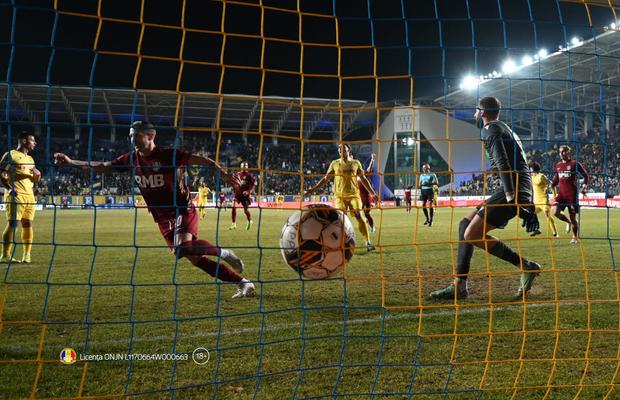 Petrolul – CFR Cluj, meciul zilei de sâmbătă în Liga 1 cu Bet Builder Boost