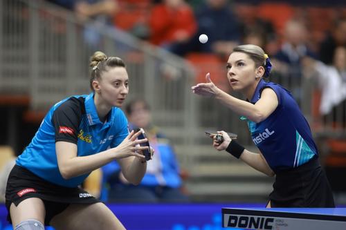 Sofia Polcanova și Bernadette Szocs FOTO ETTU