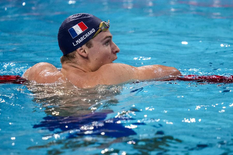 Leon Marchand nu a mai abordat sezonul de bazin scurt din 2019 FOTO Guliver/GettyImages Leon Marchand a purtat o cască specială la revenirea în competiții: „Este cineva pe care îl admir și care m-a ajutat”