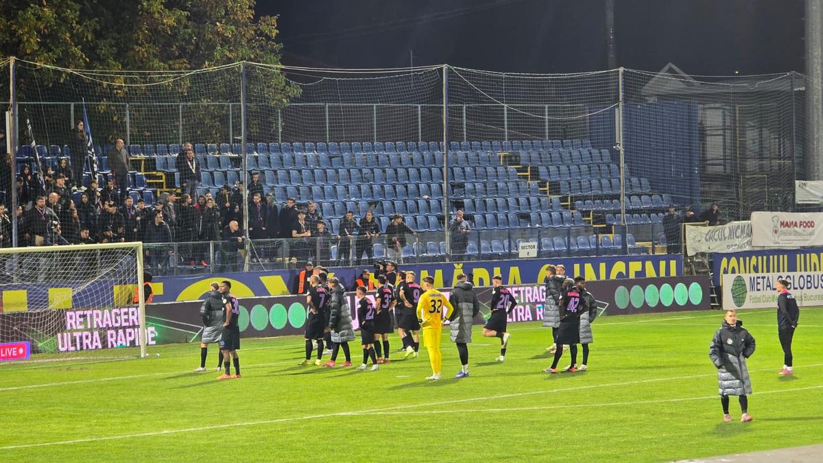 Scandal la finalul meciului dintre Metaloglobus și FCSB! Reporterii GSP au surprins toate imaginile