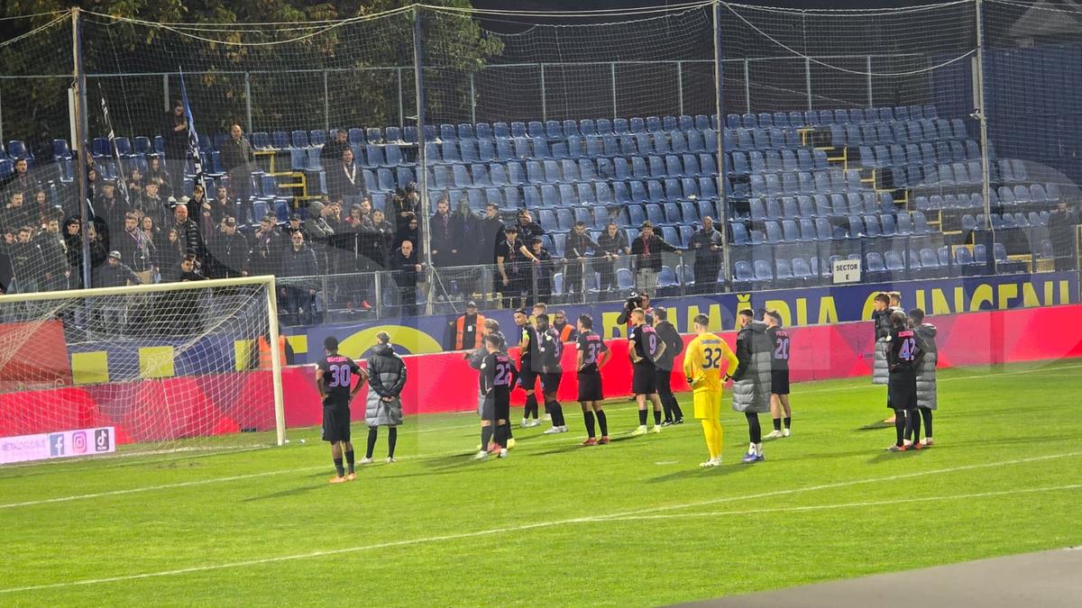 Scandal la finalul meciului istoric dintre Metaloglobus și FCSB