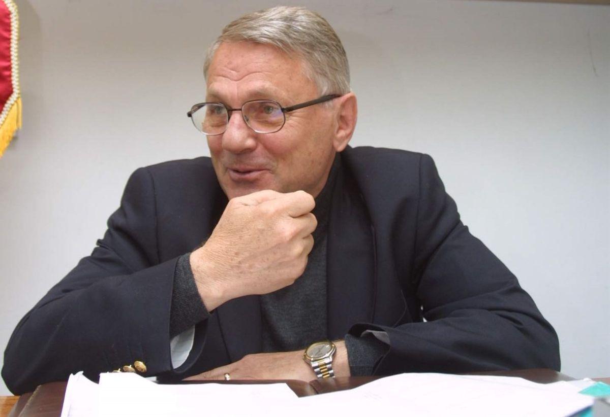 Seniorul Mircea Rădulescu, prin tunelul timpului