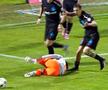Huiduieli și înjurături în Metaloglobus - FCSB, după ce arbitrul a dat, apoi a anulat un penalty