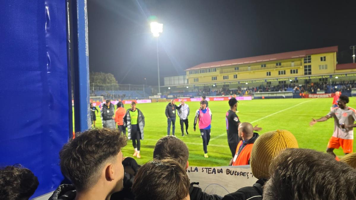 Scandal la finalul meciului dintre Metaloglobus și FCSB! Reporterii GSP au surprins toate imaginile