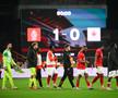 Meciul Standard Liege - Royal Antwerp a fost întrerupt în minutul 87 la scorul de 1-0 / Foto: Imago
