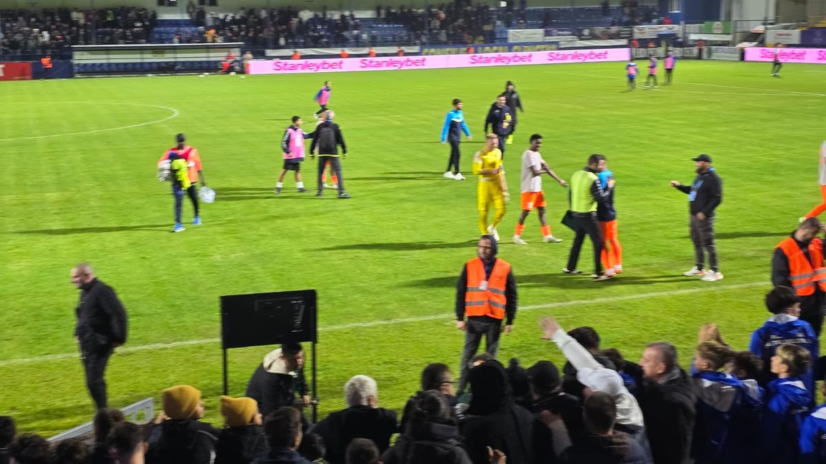 Scandal la finalul meciului dintre Metaloglobus și FCSB! Reporterii GSP au surprins toate imaginile