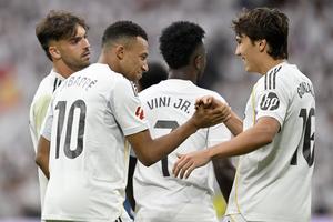 Arbeloa a semnat în Premier League și ia cu el un jucător de la Real Madrid
