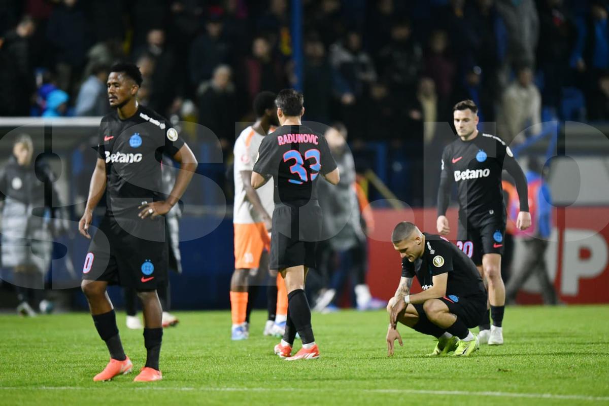 Scandal la finalul meciului istoric dintre Metaloglobus și FCSB