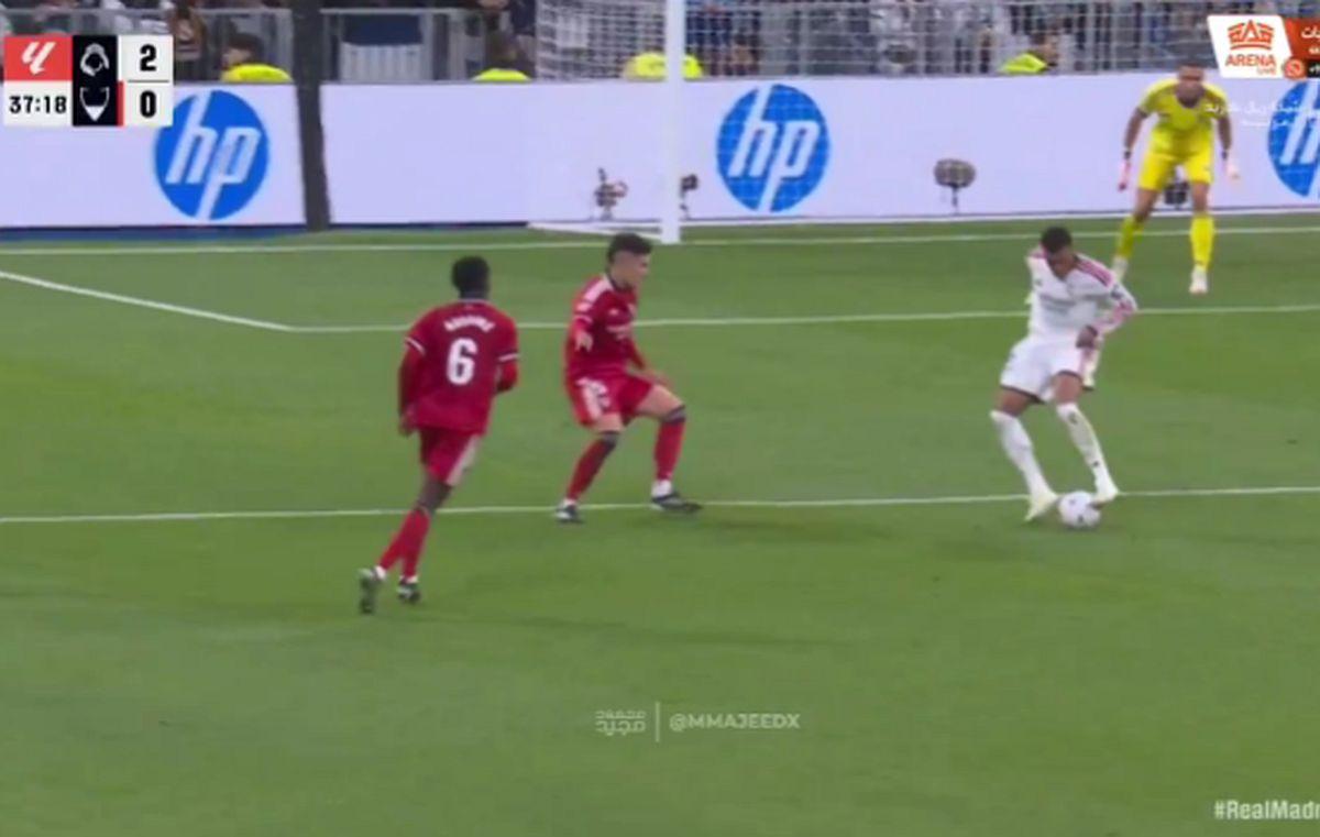 Fază IREALĂ: Kylian Mbappe a ridicat „Bernabeul” în picioare!