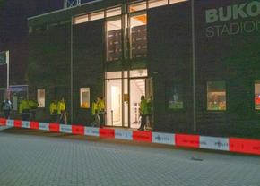 Poliția a evacuat de urgență stadionul, după ce a fost găsit un dispozitiv suspect sub tribună