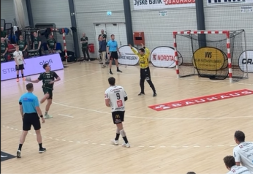 Daniel Stanciuc (22 de ani) a debutat cu succes la Nordsjaelland, o victorie clară în fața lui Holstebro, scor 36-28, în runda cu numărul 10 a primei ligi din Danemarca.