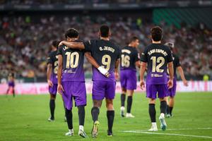 Barca, blocată la Sevilla » 2 ore chinuitoare de așteptare în avion. Degeaba!