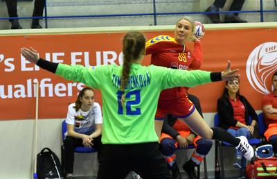 EXCLUSIV //  Convocări de ultimă oră la naționala de handbal? Patricia Vizitiu, Elena Dache, Laura Chiper și Anca Plocoșer merg la Mondiale!