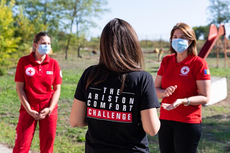 Ariston Thermo a facilitat accesul la apă caldă pentru 170.000 de copii și vârstnici în cadrul campaniei umanitare Ariston Comfort Challenge