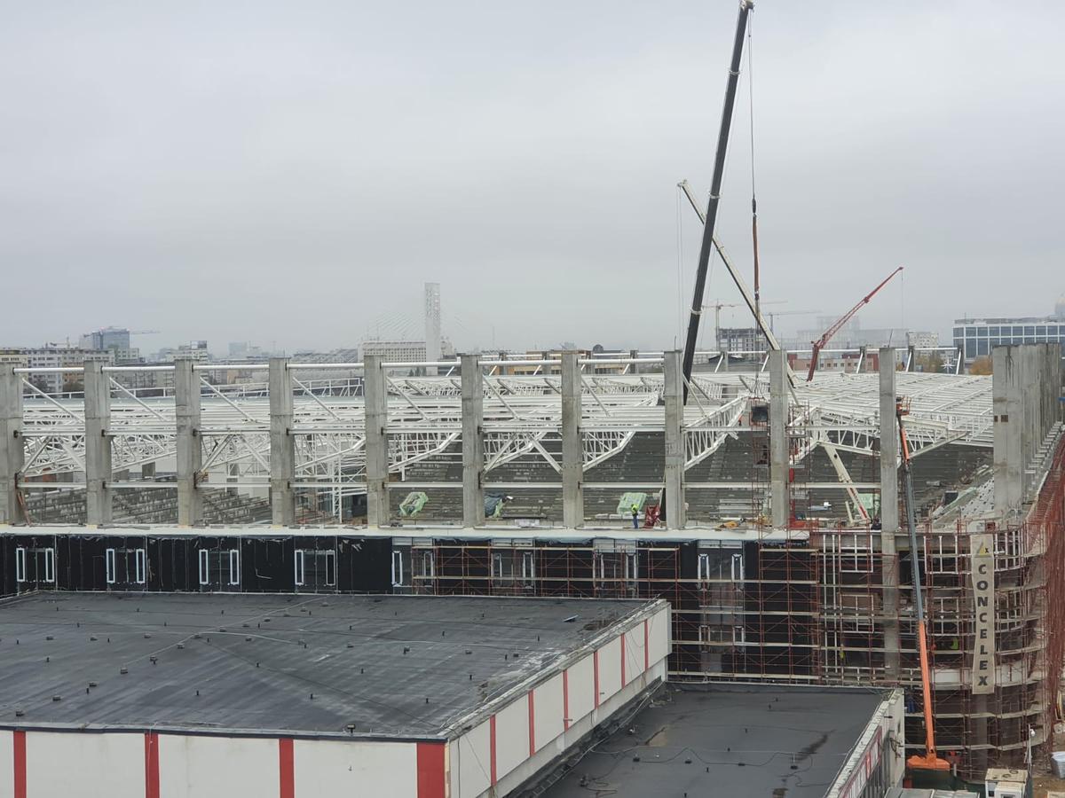 FOTO EXCLUSIV. Cum arată stadionul Giulești la final de 2020: structura acoperișului e aproape finalizată