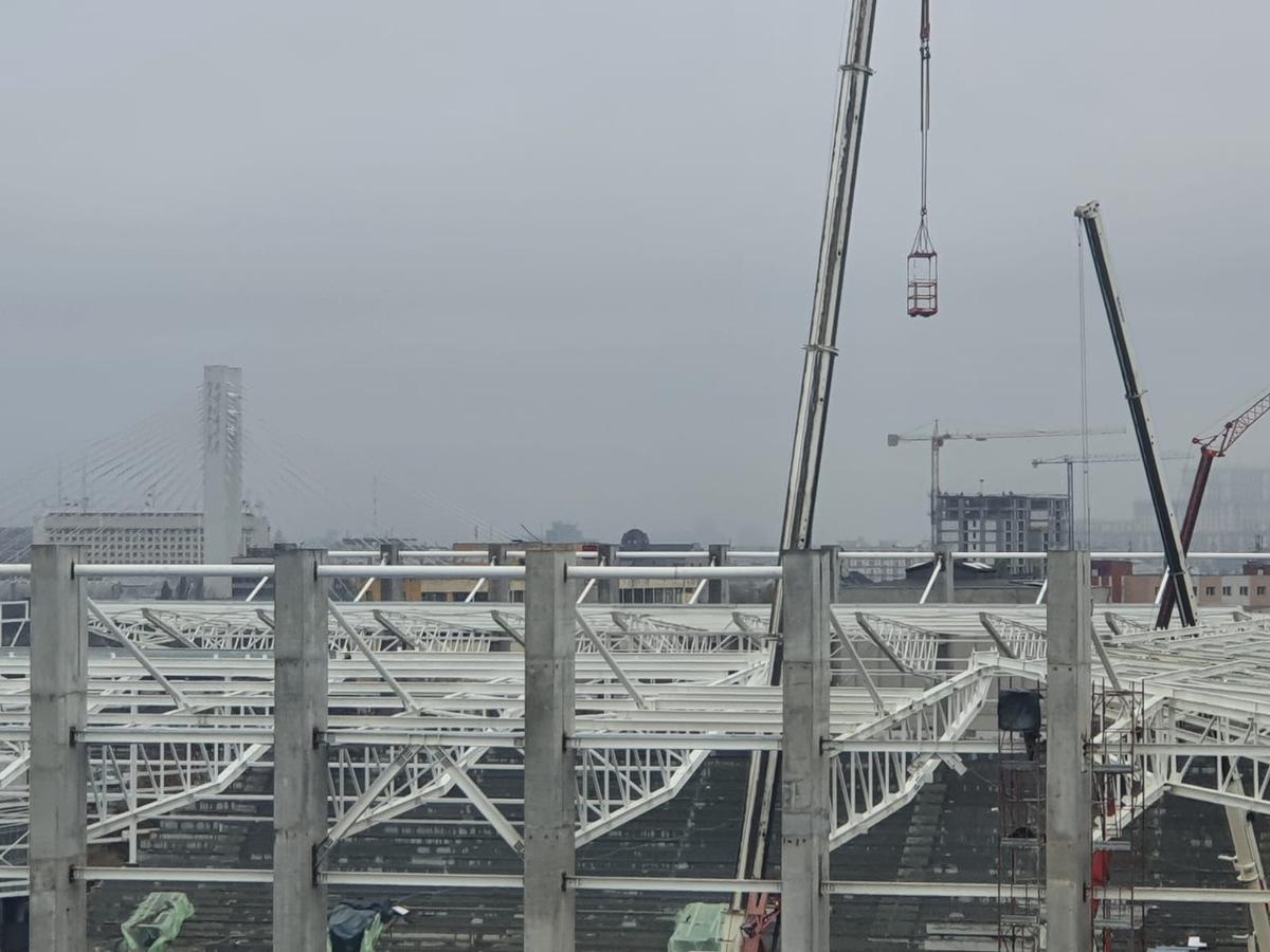 FOTO EXCLUSIV. Cum arată stadionul Giulești la final de 2020: structura acoperișului e aproape finalizată
