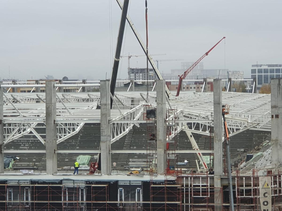 FOTO EXCLUSIV. Cum arată stadionul Giulești la final de 2020: structura acoperișului e aproape finalizată