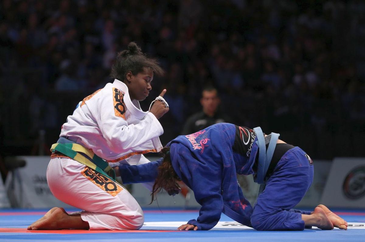 Cosmin Olăroiu pasionat de brazilian jiu-jitsu