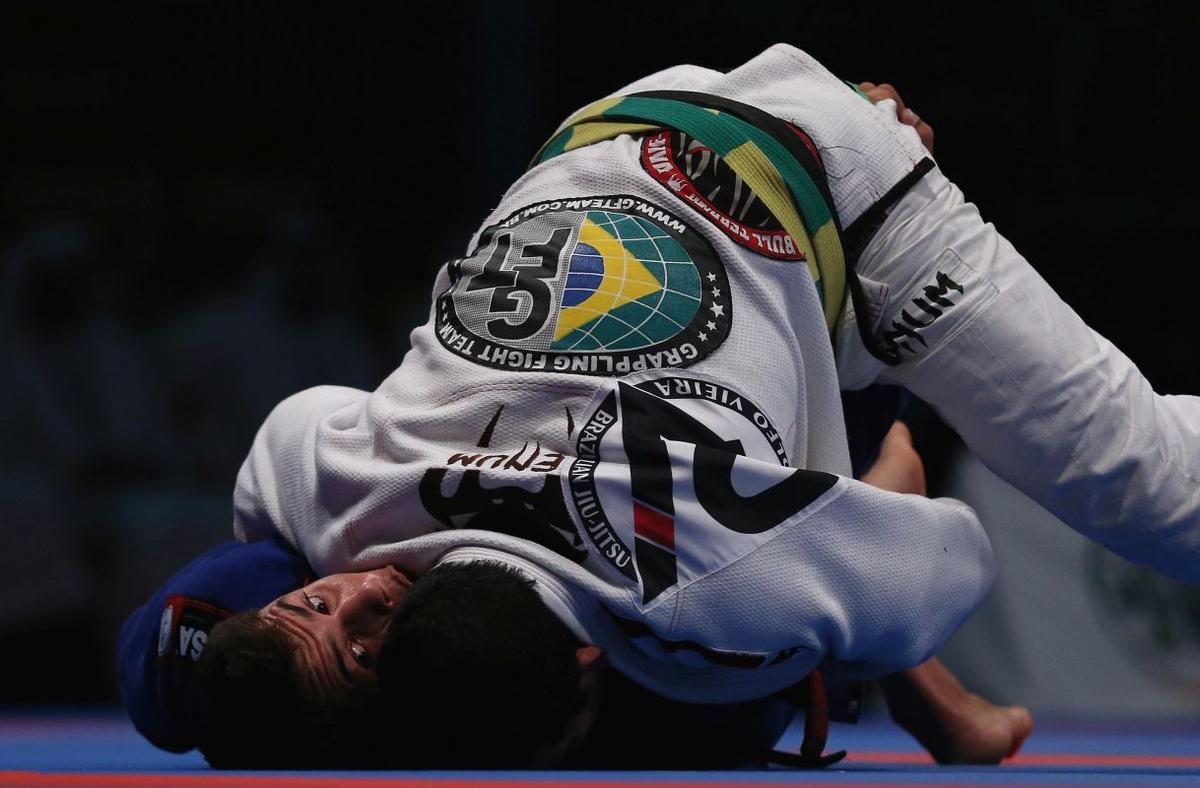Ce este BJJ-ul, pasiunea secretă a lui Cosmin Olăroiu: „Sunt fascinat!”